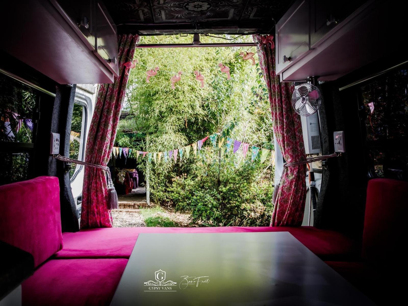 Gypsy Wagons And Vans, Clarens Room photo